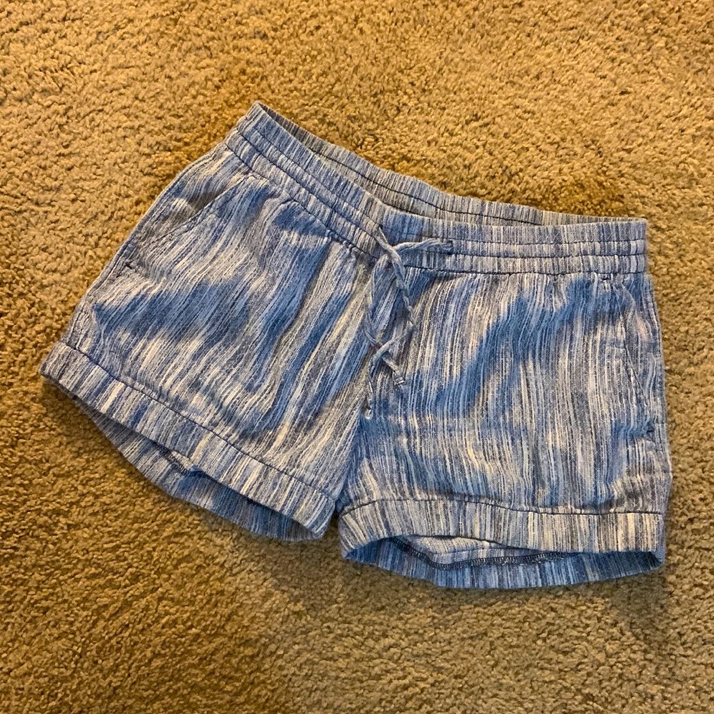 Old Navy Linen Shorts - Size M